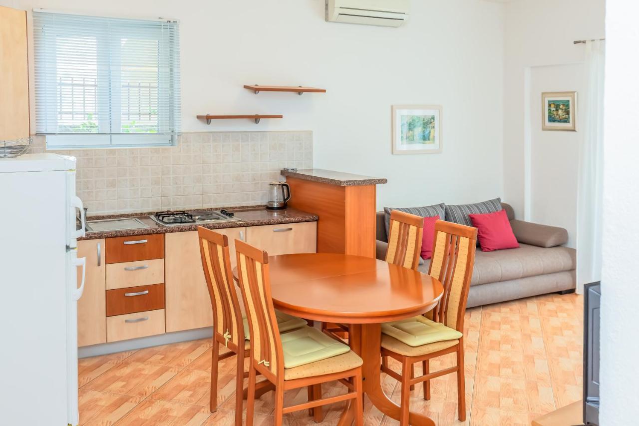 Apartments Daniela Makarska Exterior photo