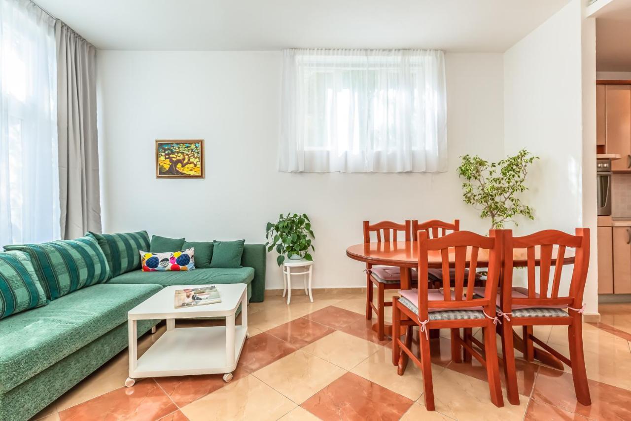 Apartments Daniela Makarska Exterior photo